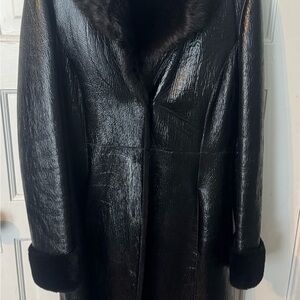 Luxurious Black Leather Women's Jacket with Fur Trim